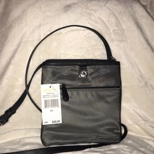 Michael Kors Kempton crossbody